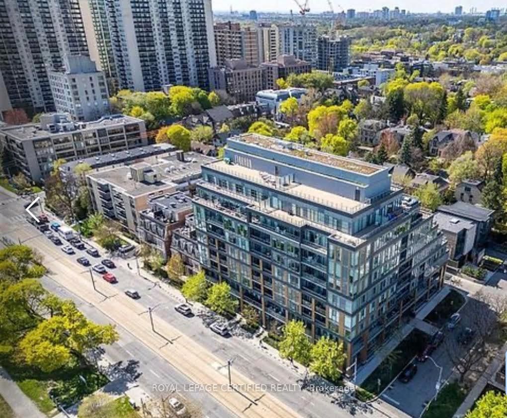 6 Parkwood Avenue, Unit 406