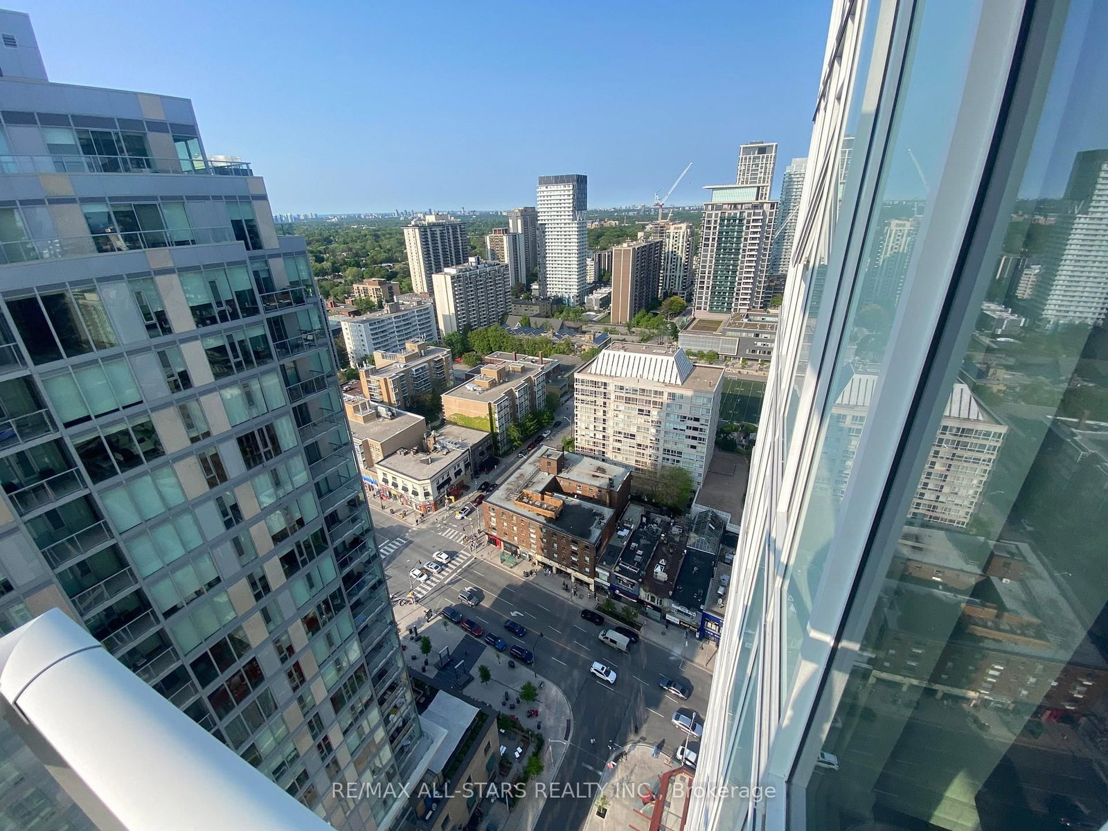 33 Helendale Avenue, Unit 2302 - Photo 18