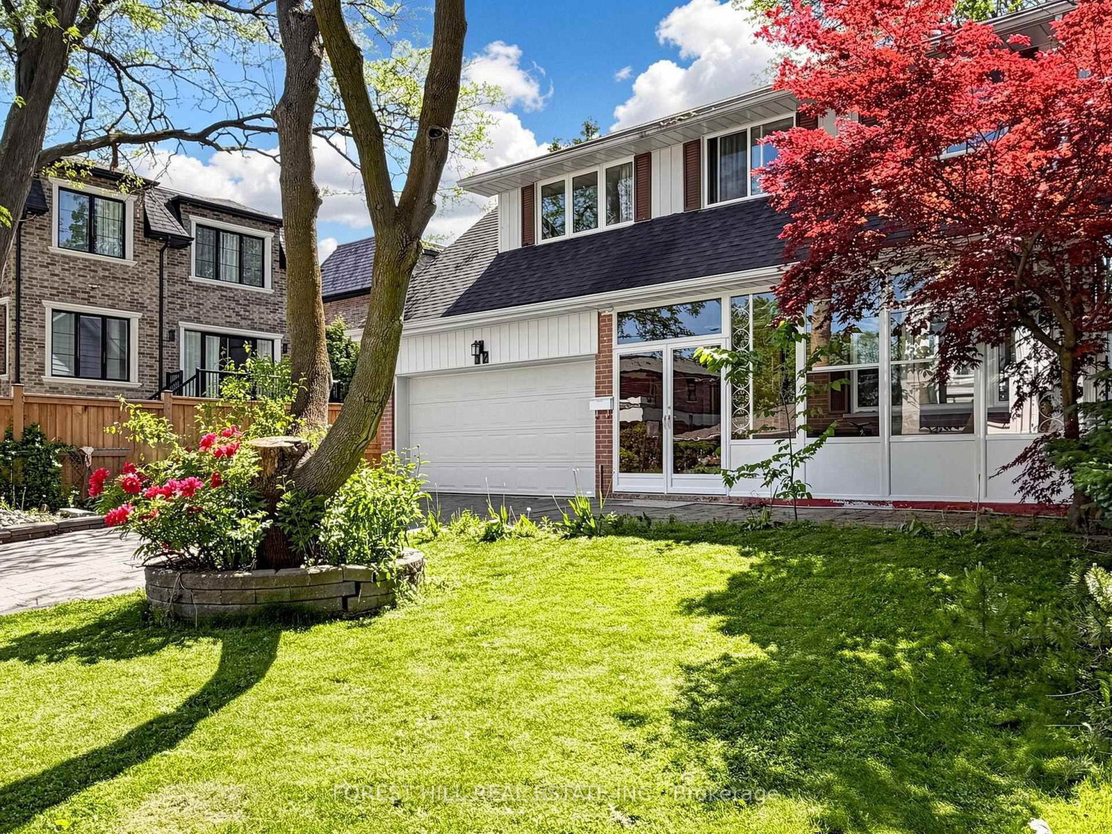 32 Wycliffe Crescent, Toronto, ON, photo 2