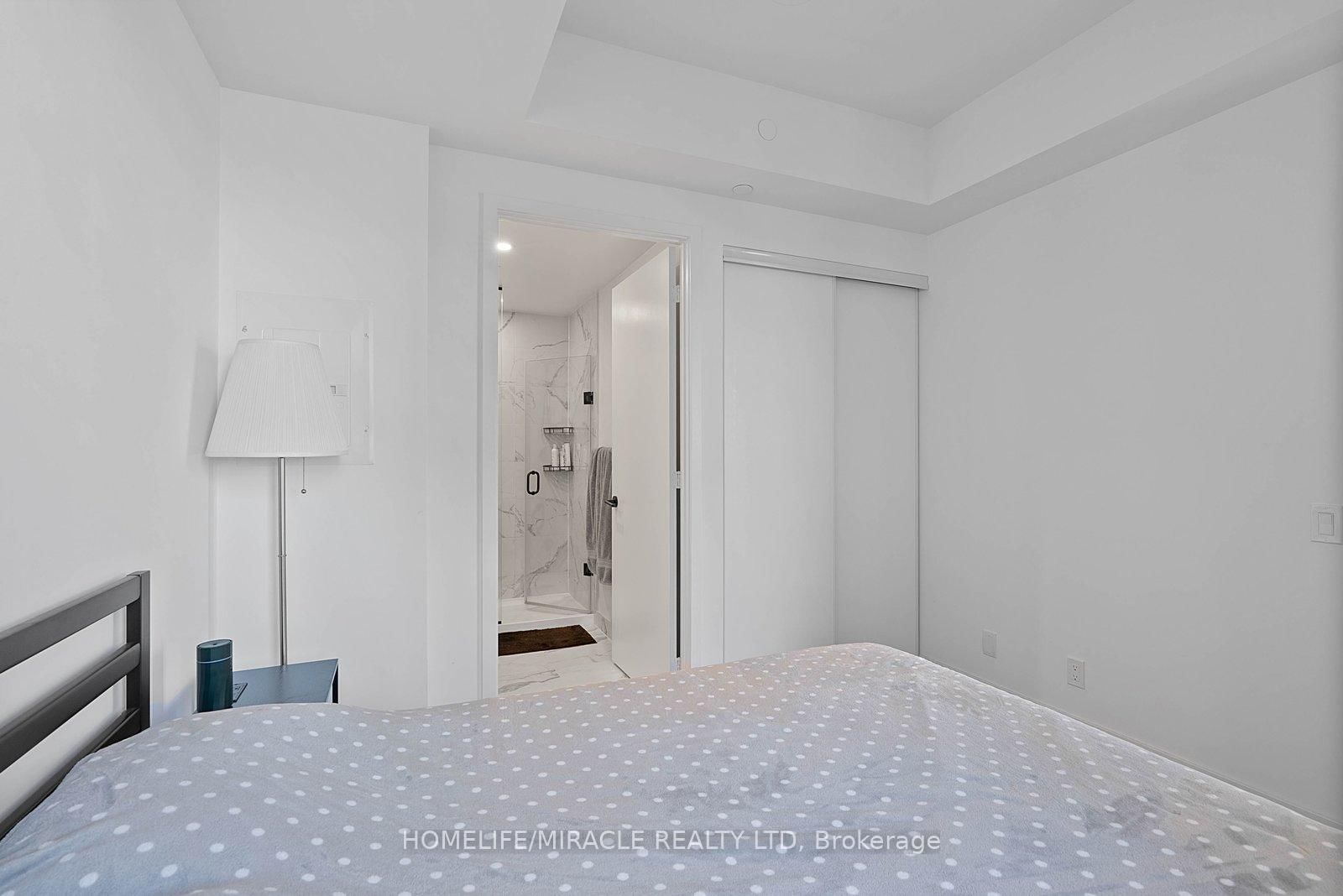 108 Peter Street, Unit 1322 - Photo 27