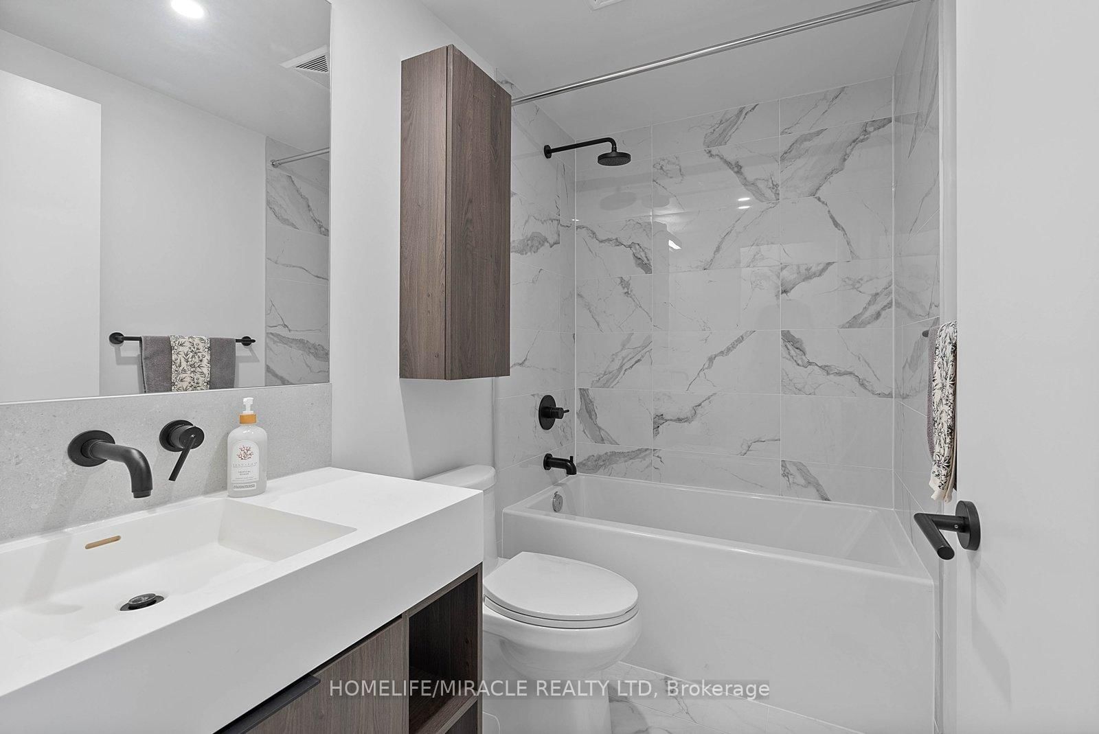 108 Peter Street, Unit 1322 - Photo 29