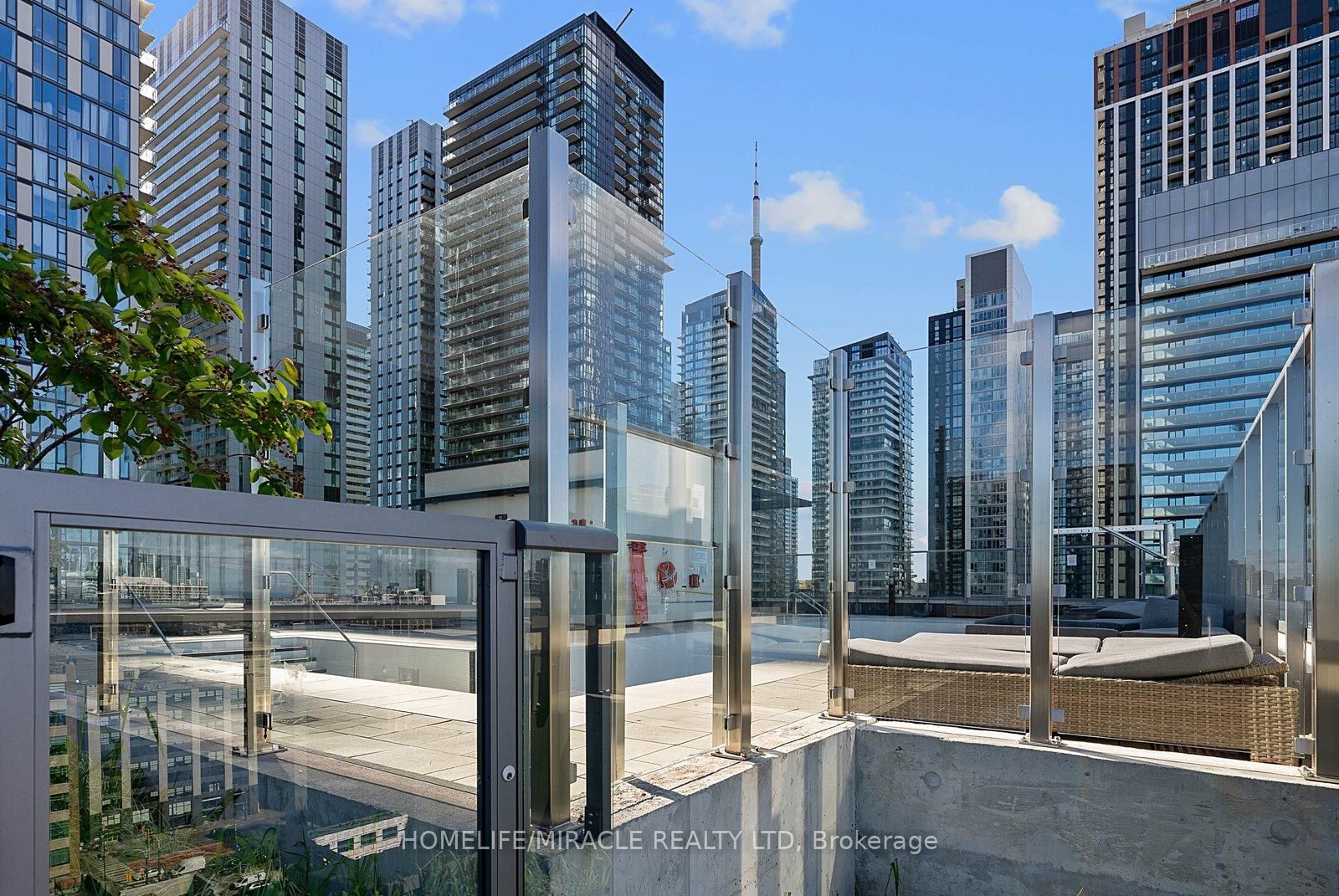 108 Peter Street, Unit 1322 - Photo 33