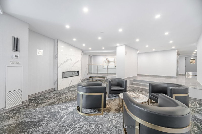 303 - 10 Edgecliff Golfway