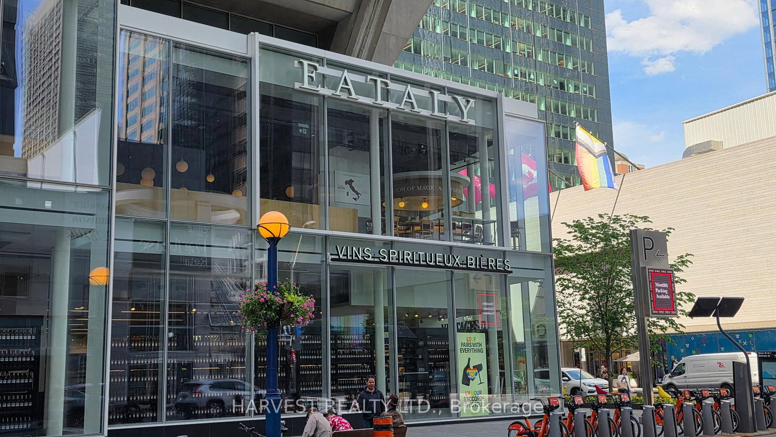 35 Balmuto Street • #1506 • Toronto, ON photo 25