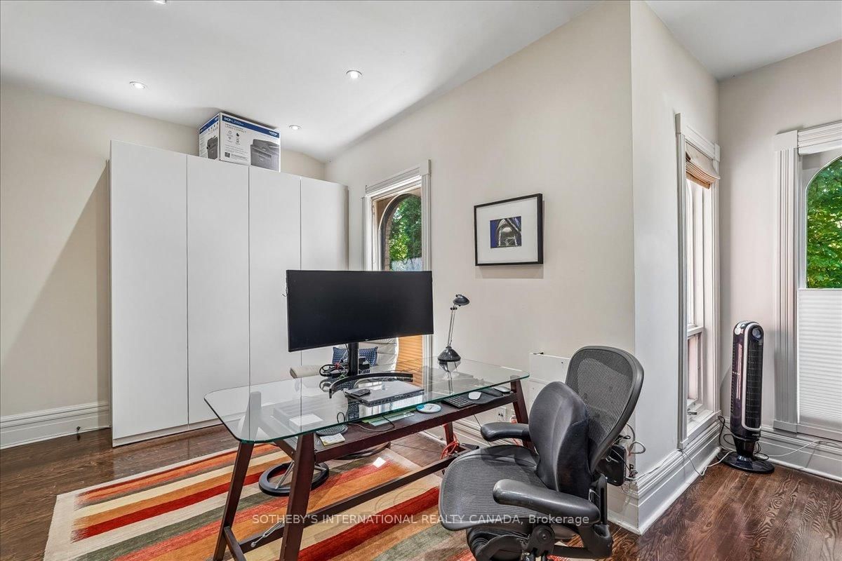 9 Rose Avenue • Toronto, ON photo 20