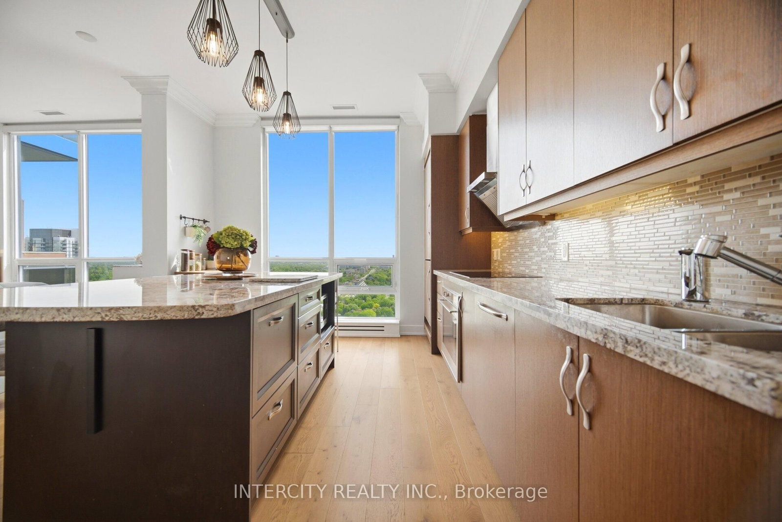 23 E Sheppard Avenue • #3104 • Toronto, ON photo 12