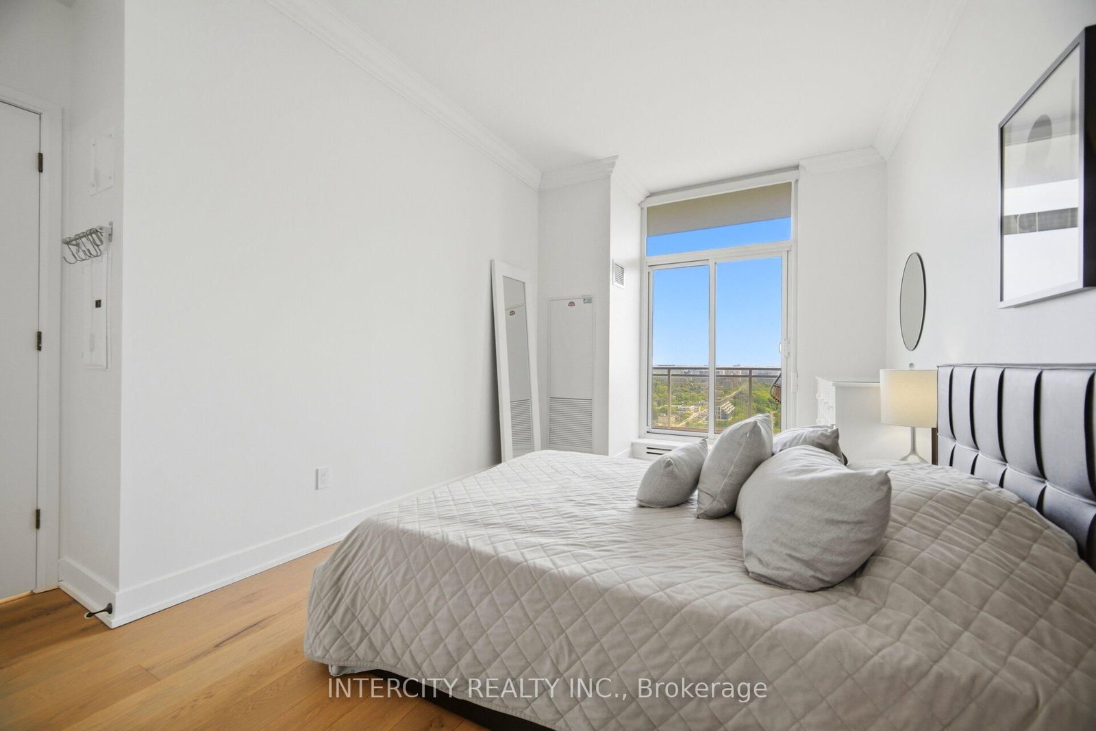 23 Sheppard Avenue E, Unit 3104 - Photo 19