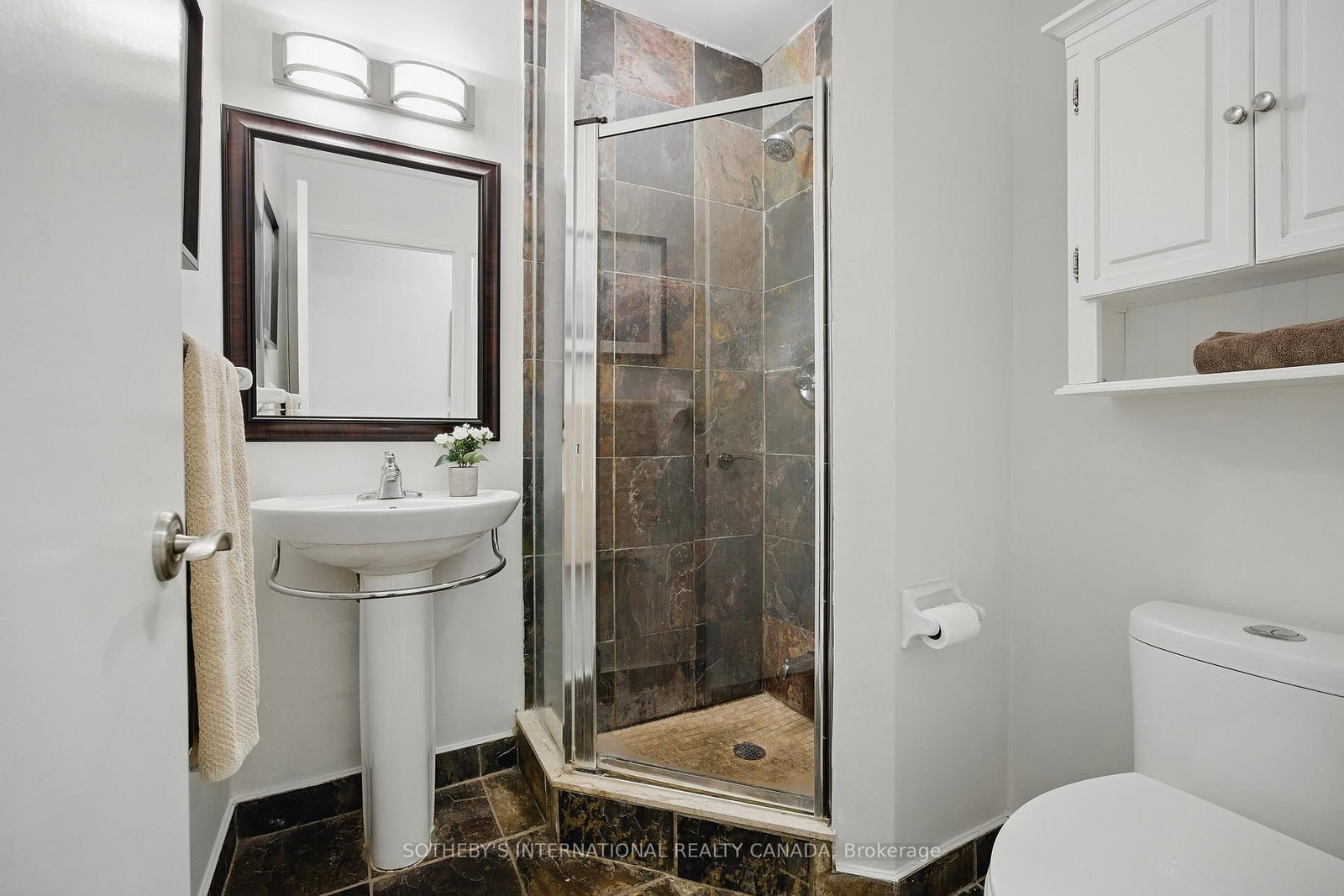 220 Victoria Street, Unit 1307 - Photo 22