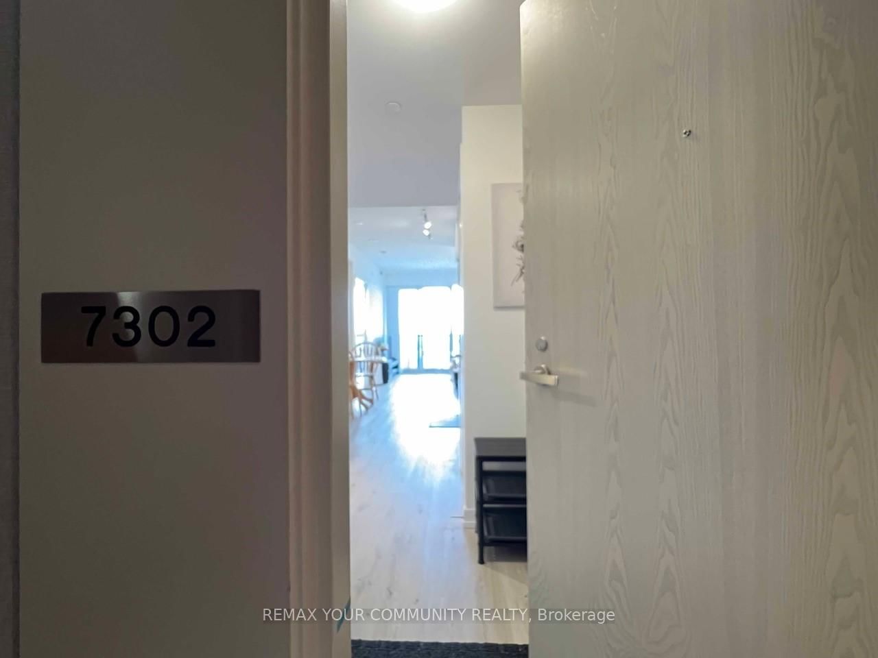 7302-138 Downes Street, Toronto, ON, photo 2
