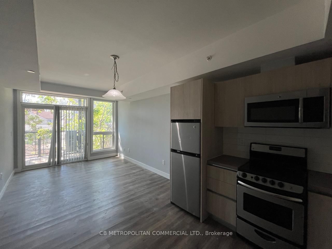 106-335 College Street, Toronto, ON, photo 2