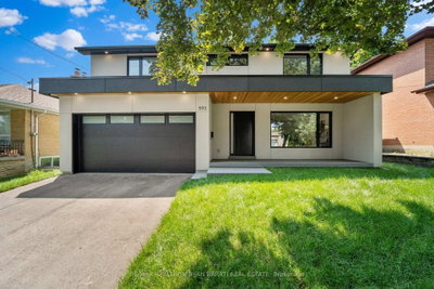 4-bed Detached House · 593 Cummer Ave