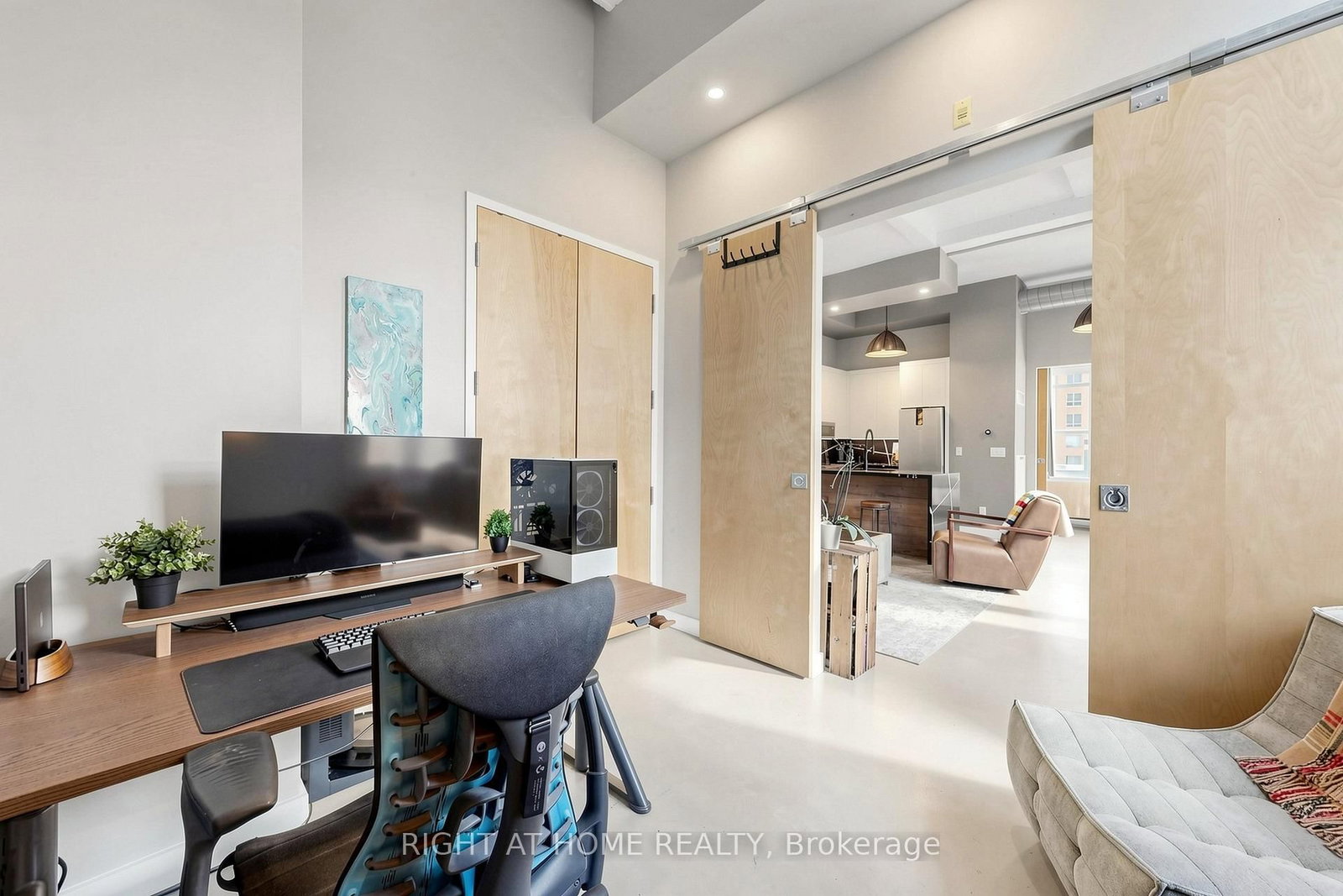 135 Dalhousie Street, Unit 305 - Photo 23