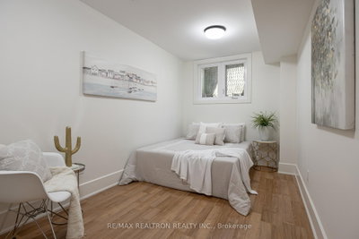 93 Walnut Avenue • Toronto, ON