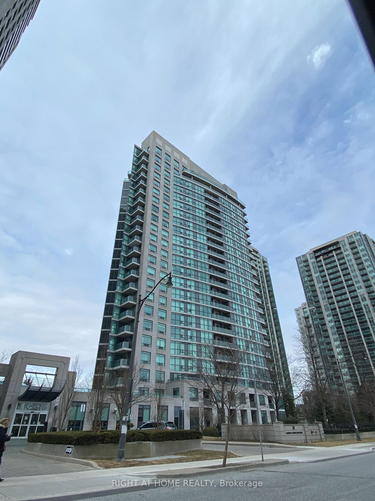 1007-28 Harrison Garden Boulevard, Toronto, ON
