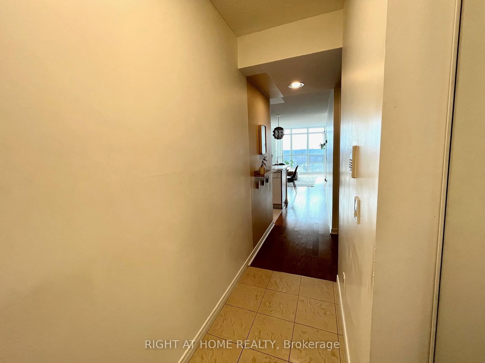 1007-28 Harrison Garden Boulevard, Toronto, ON, photo 2
