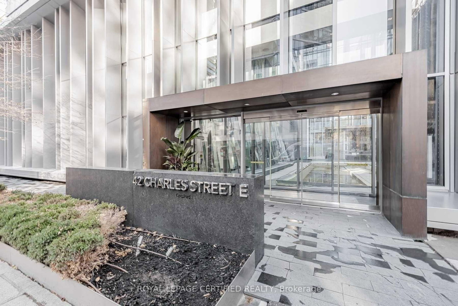 42 Charles Street, Unit 702