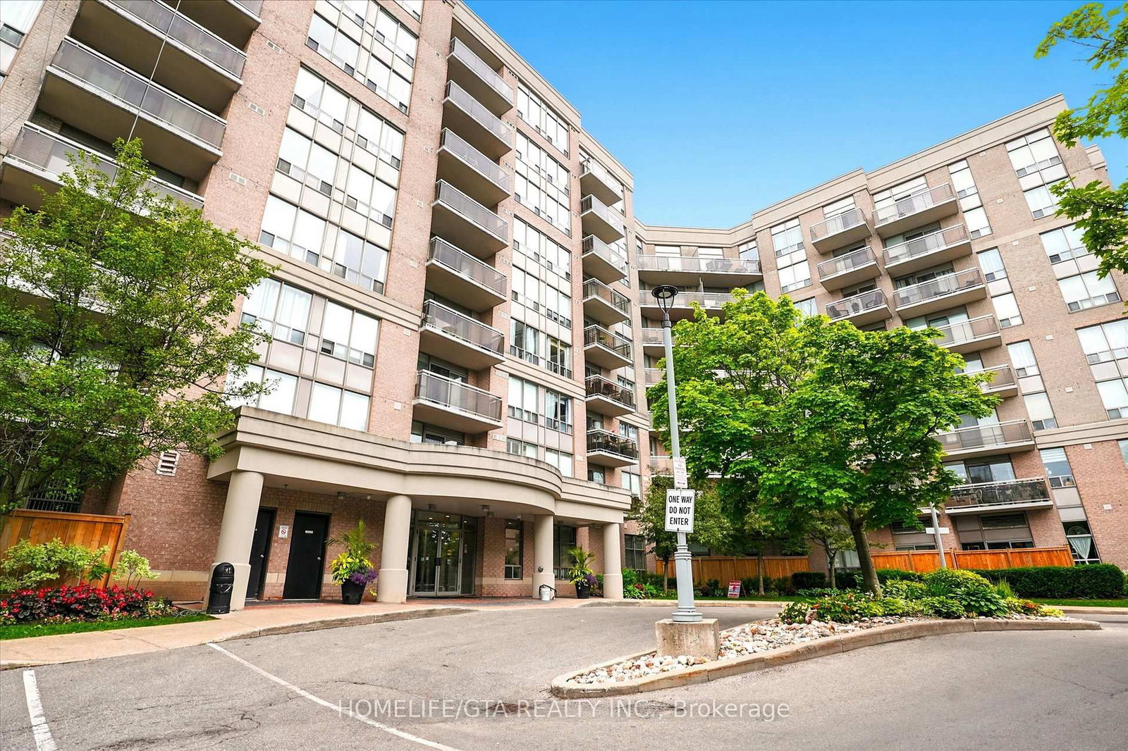 821-1720 Eglinton Avenue, Toronto, ON, photo 3