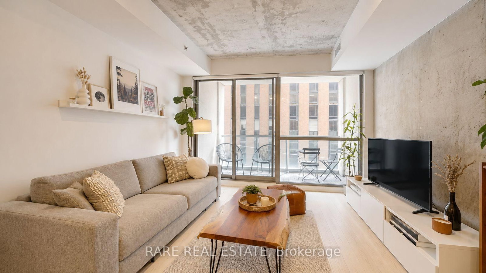39 Brant Street, Unit 421 - Photo 4