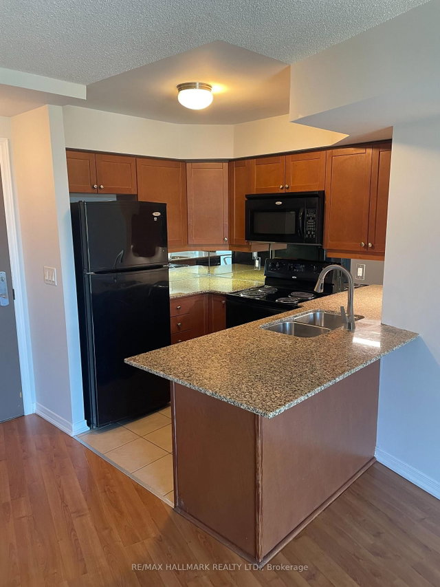 1015 - 18 Valley Woods Road