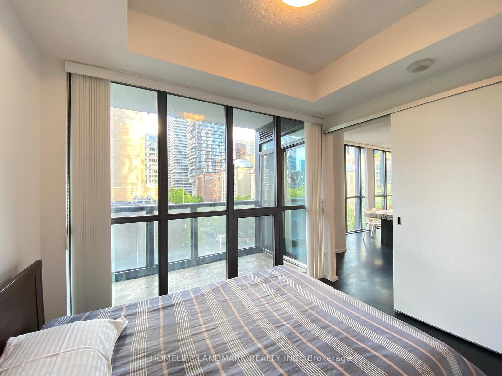 101 Charles Street E, Unit 606 - Photo 16