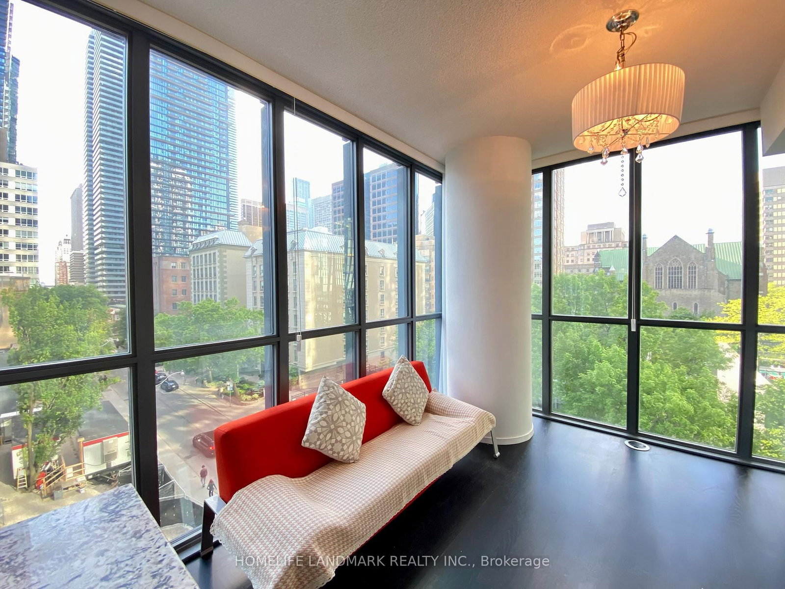 101 Charles Street E, Unit 606 - Photo 17