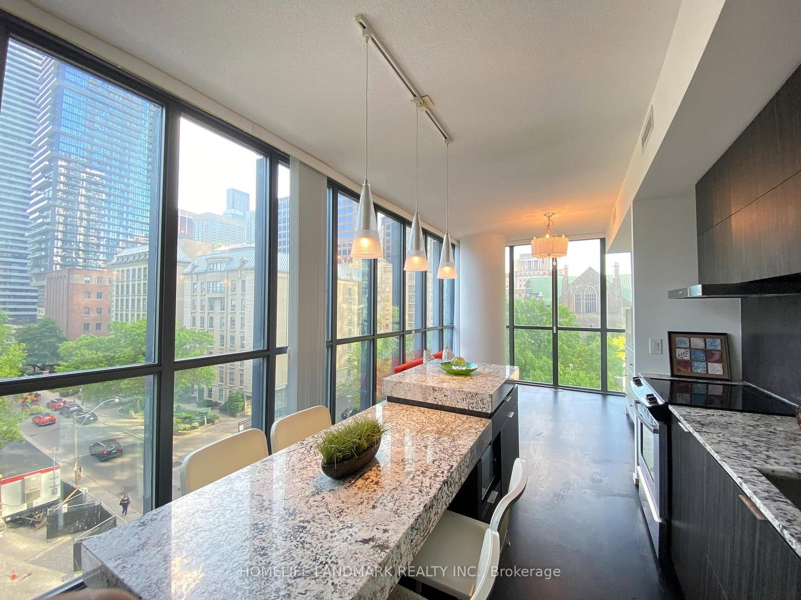 101 Charles Street E, Unit 606 - Photo 18