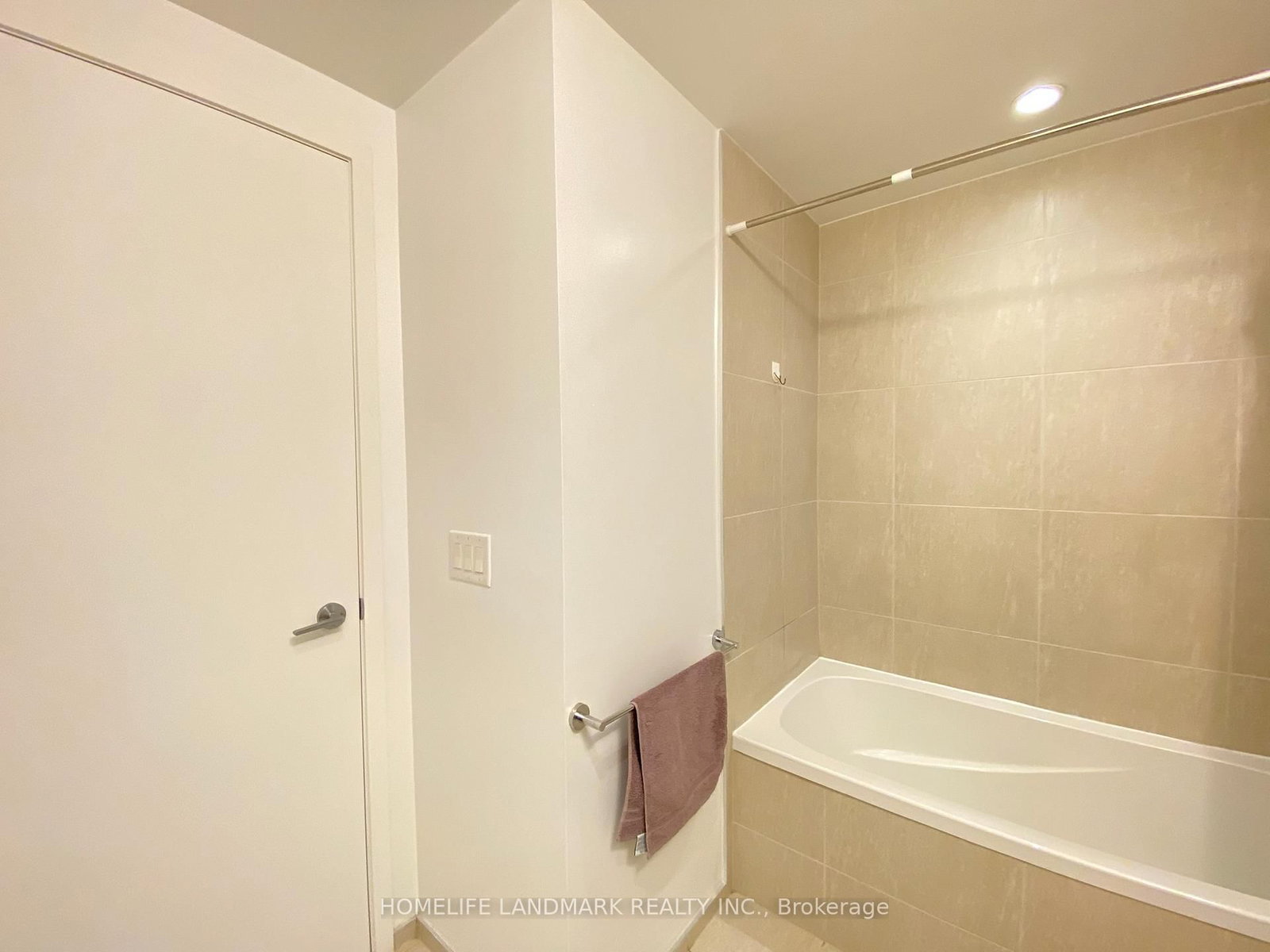 101 Charles Street E, Unit 606 - Photo 26