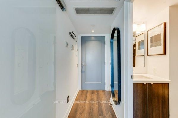 155 Yorkville Avenue, Unit 2018 - Photo 4