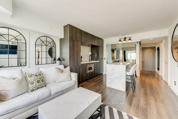 155 Yorkville Avenue, Unit 2018 - Photo 7