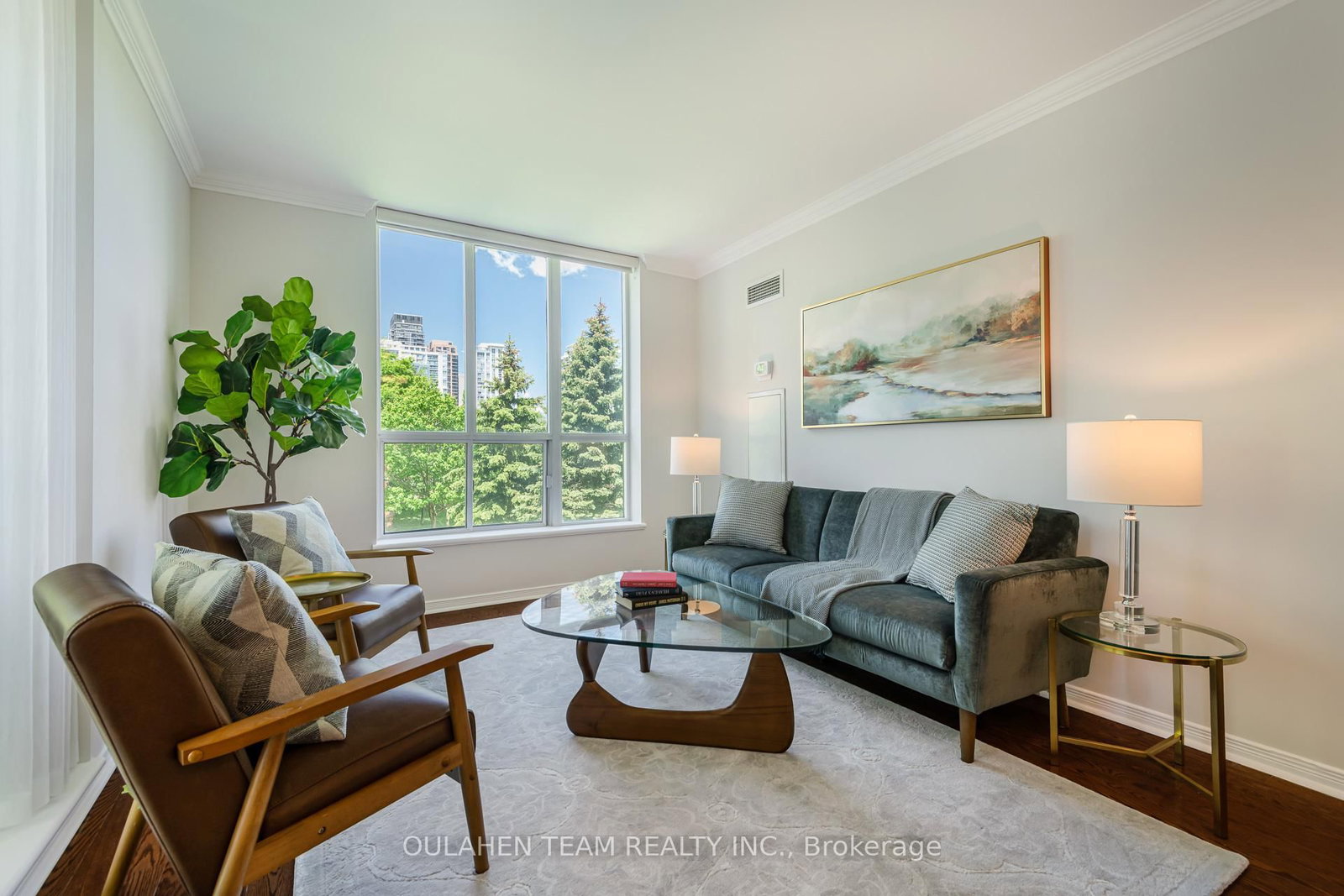 51 Harrison Garden Boulevard, Unit 202 - Photo 2