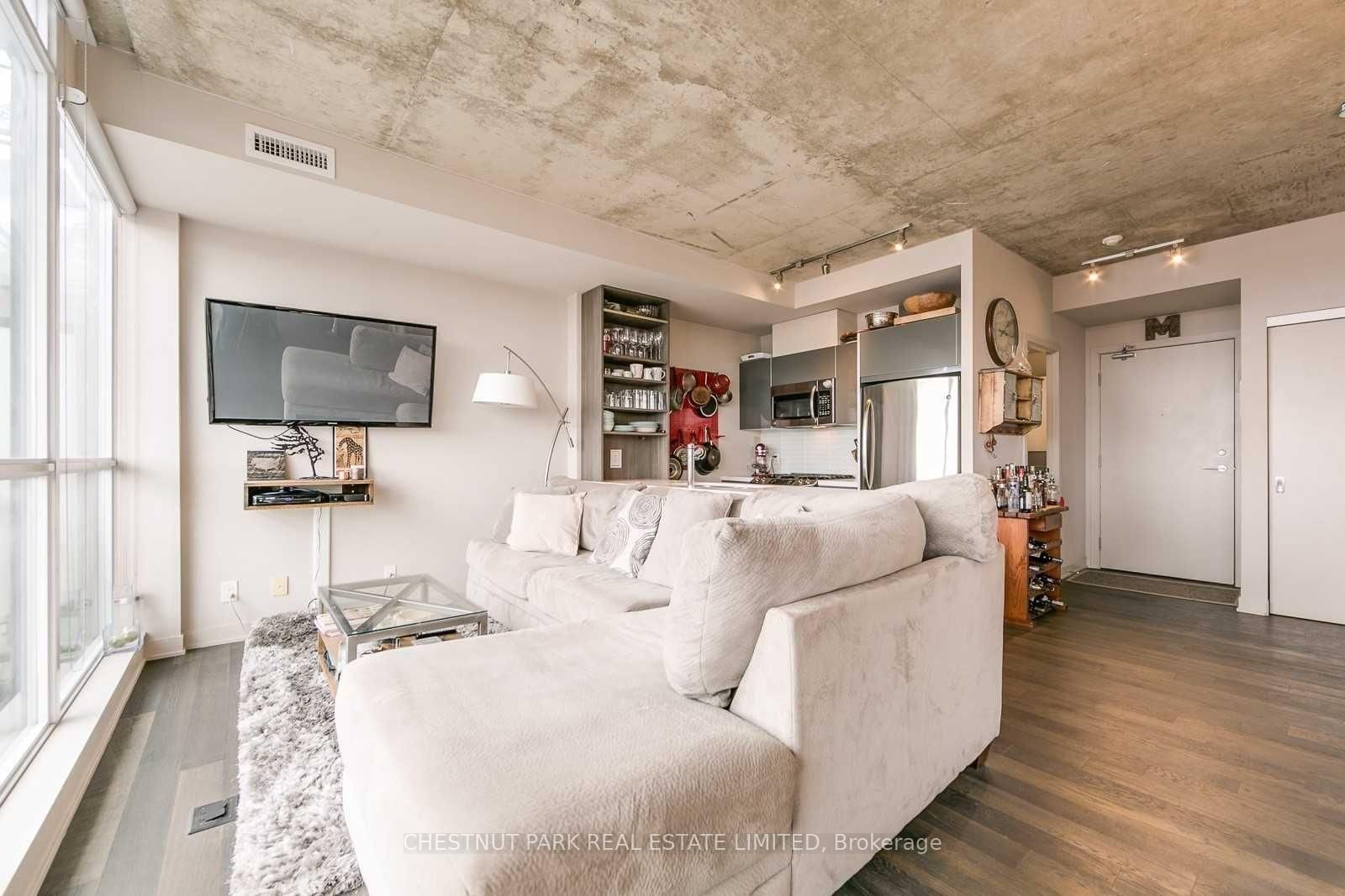318 King Street E, Unit 1009 - Photo 10