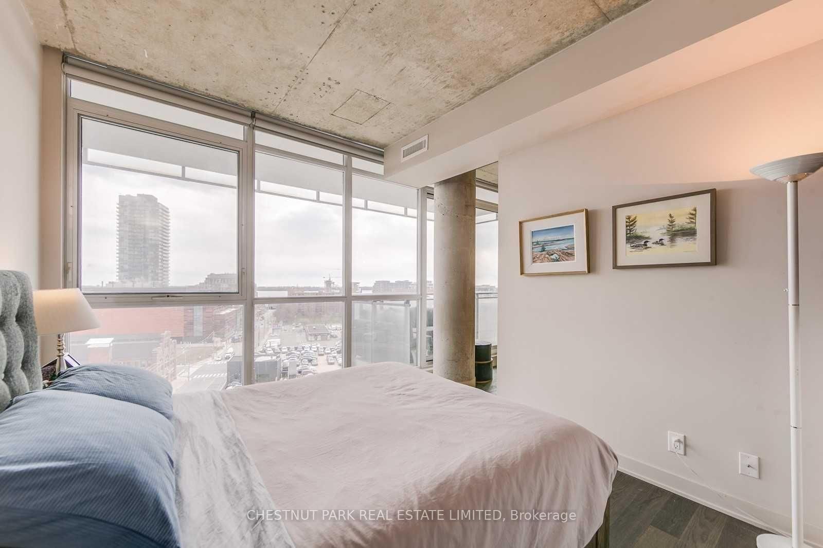 318 King Street E, Unit 1009 - Photo 19