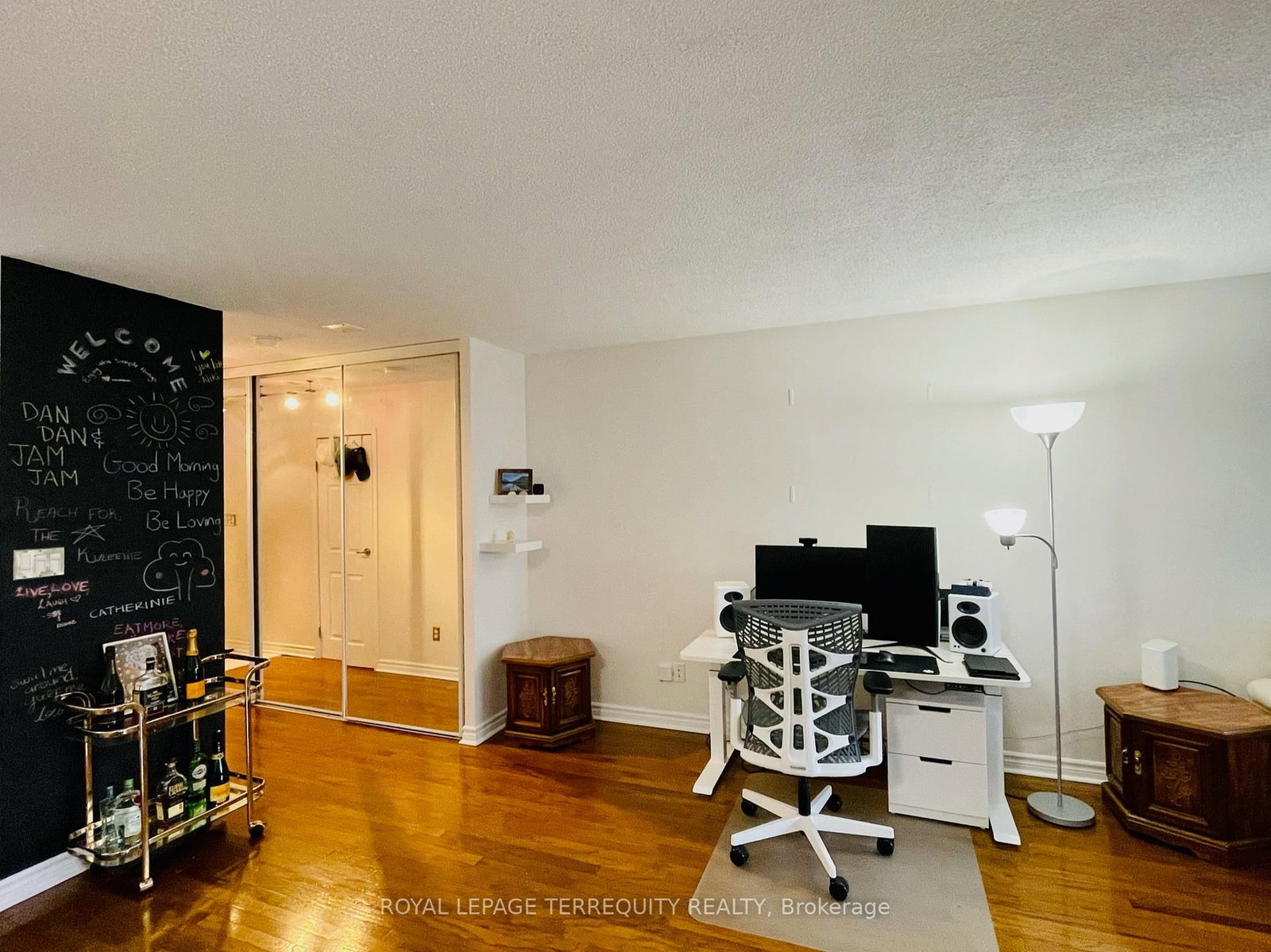 1412-25 The Esplanade, Toronto, ON, photo 5