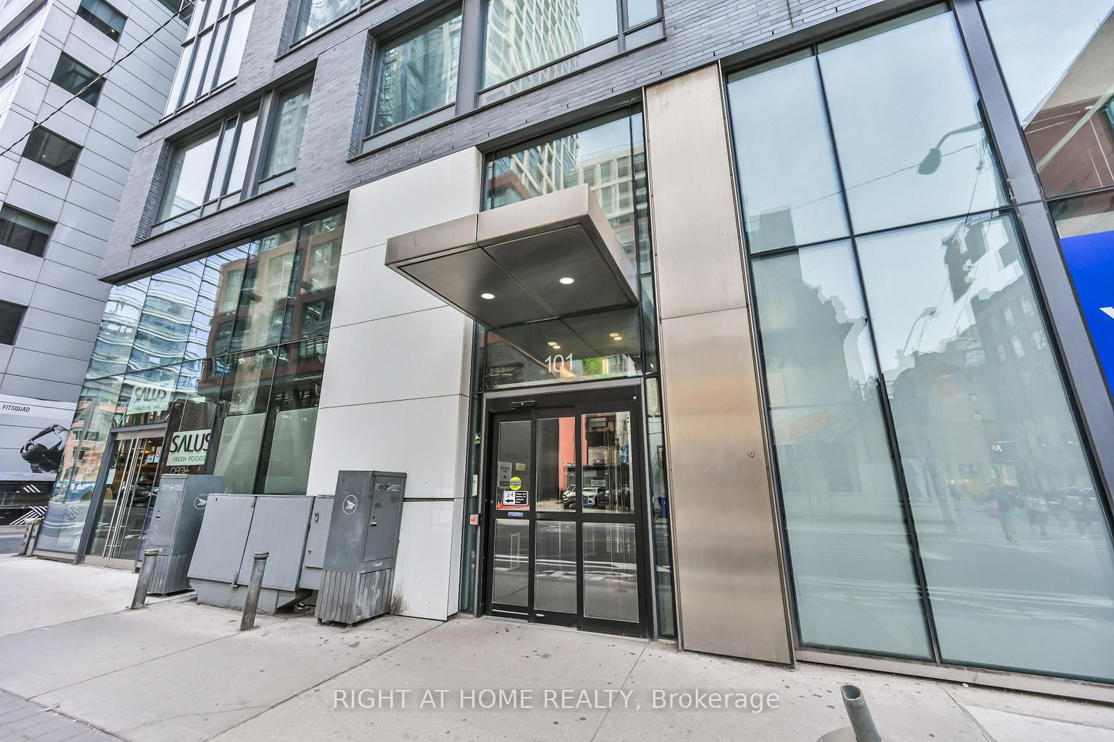 101 Peter Street W, Unit 3903 - Photo 2