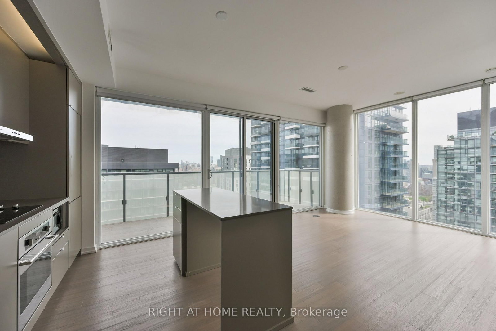 101 Peter Street W, Unit 3903 - Photo 6