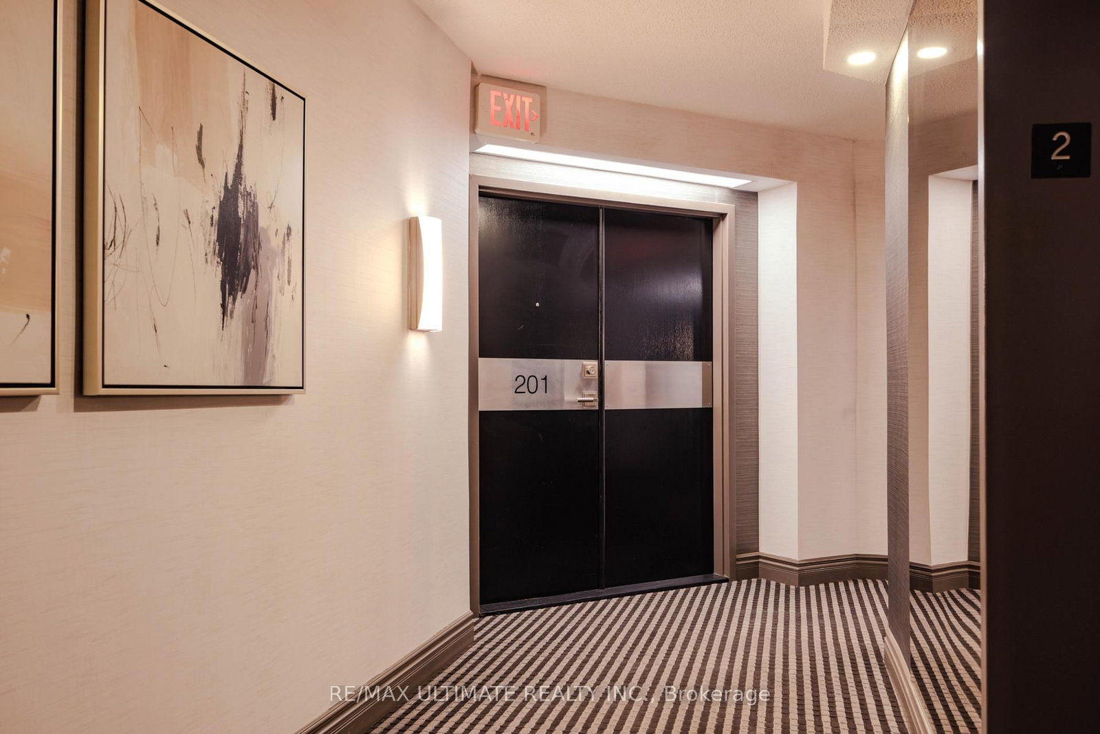 240 Heath Street W • #201 • Toronto, ON photo 8