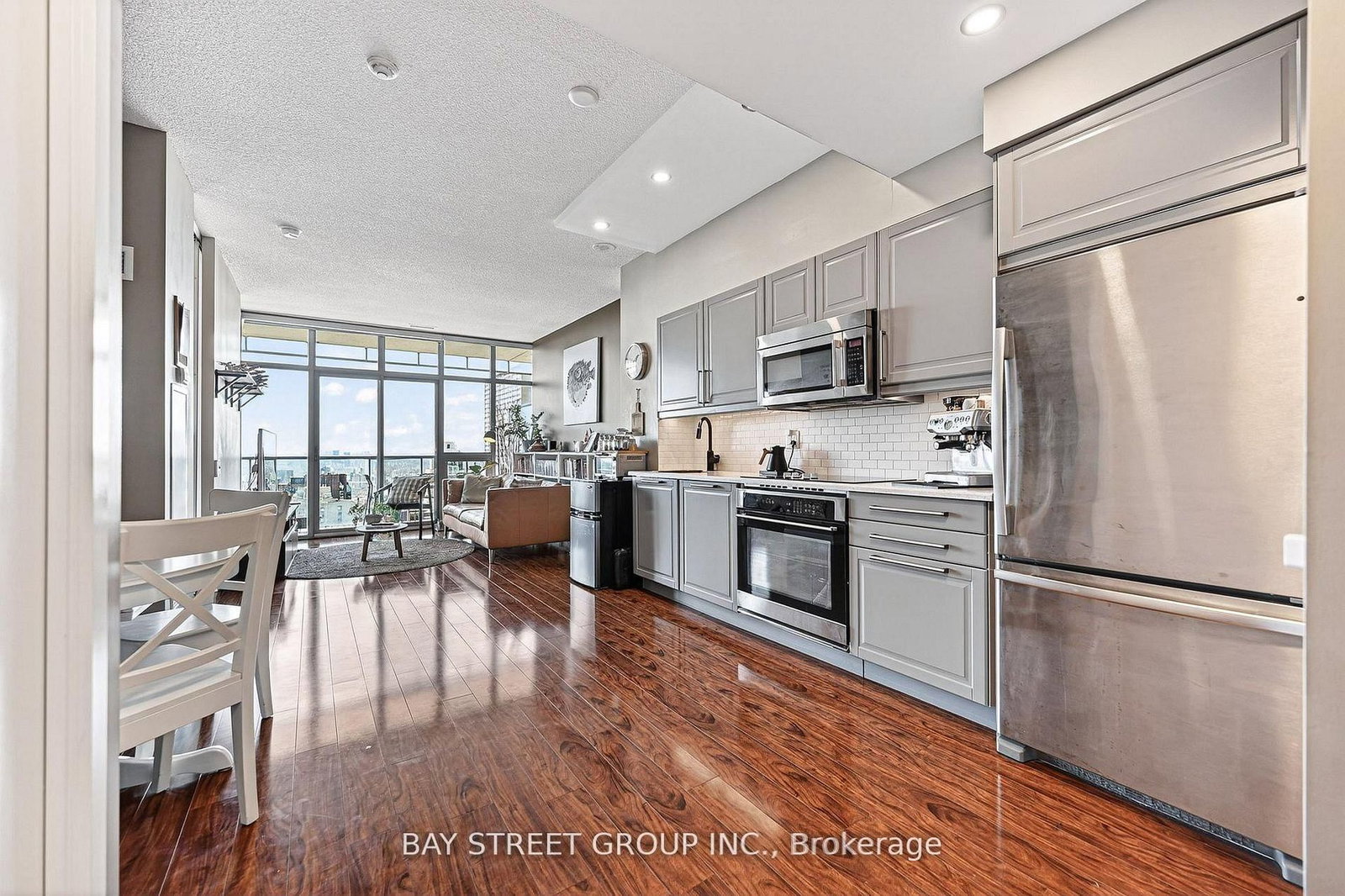 33 Charles Street E, Unit 3505 - Photo 2