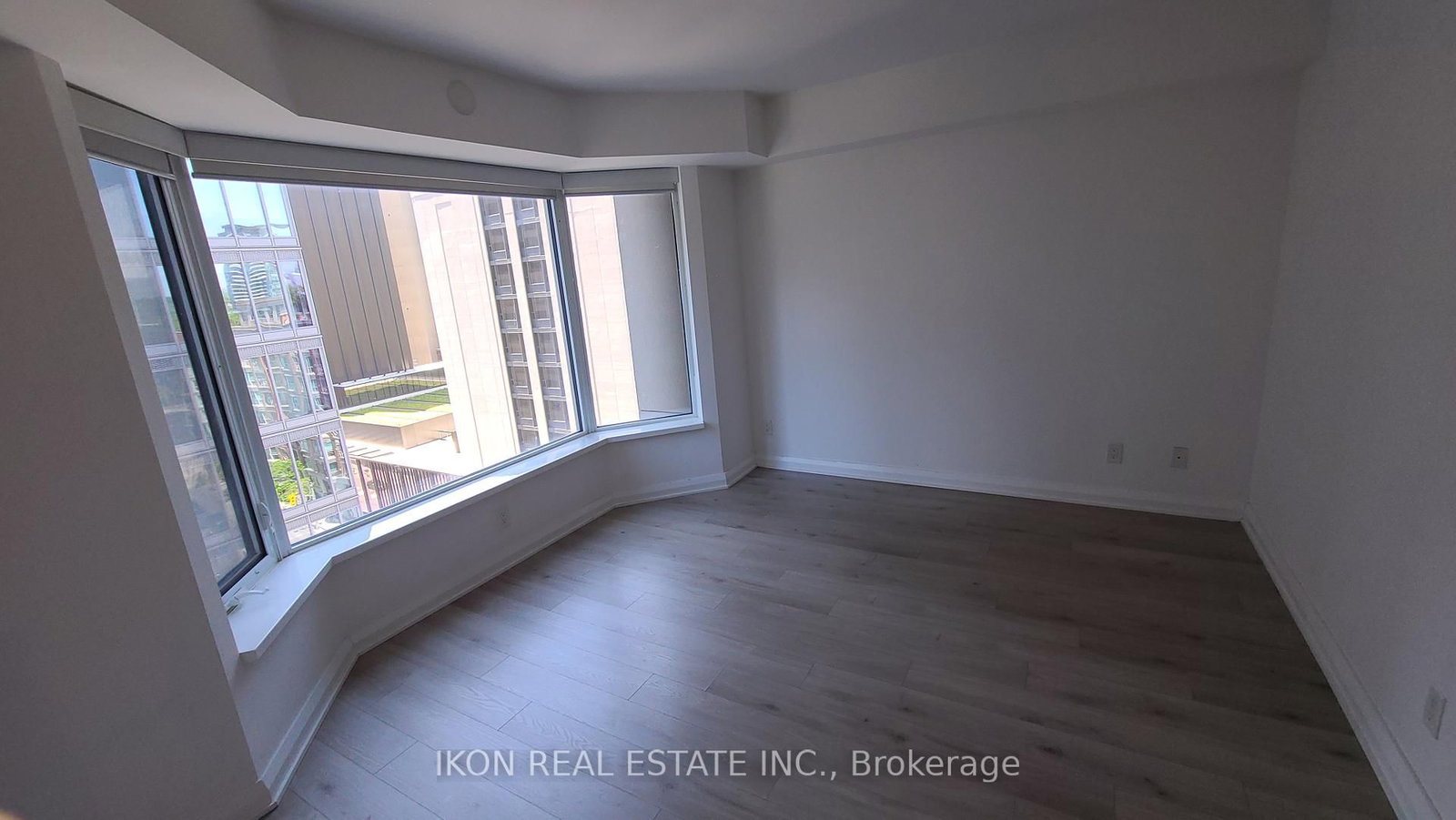 155 Yorkville Avenue, Unit 1013 - Photo 8