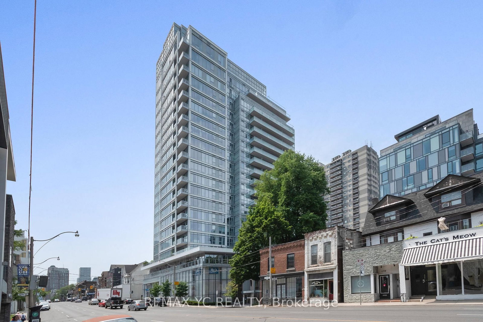 170 Avenue Road, Unit 1104