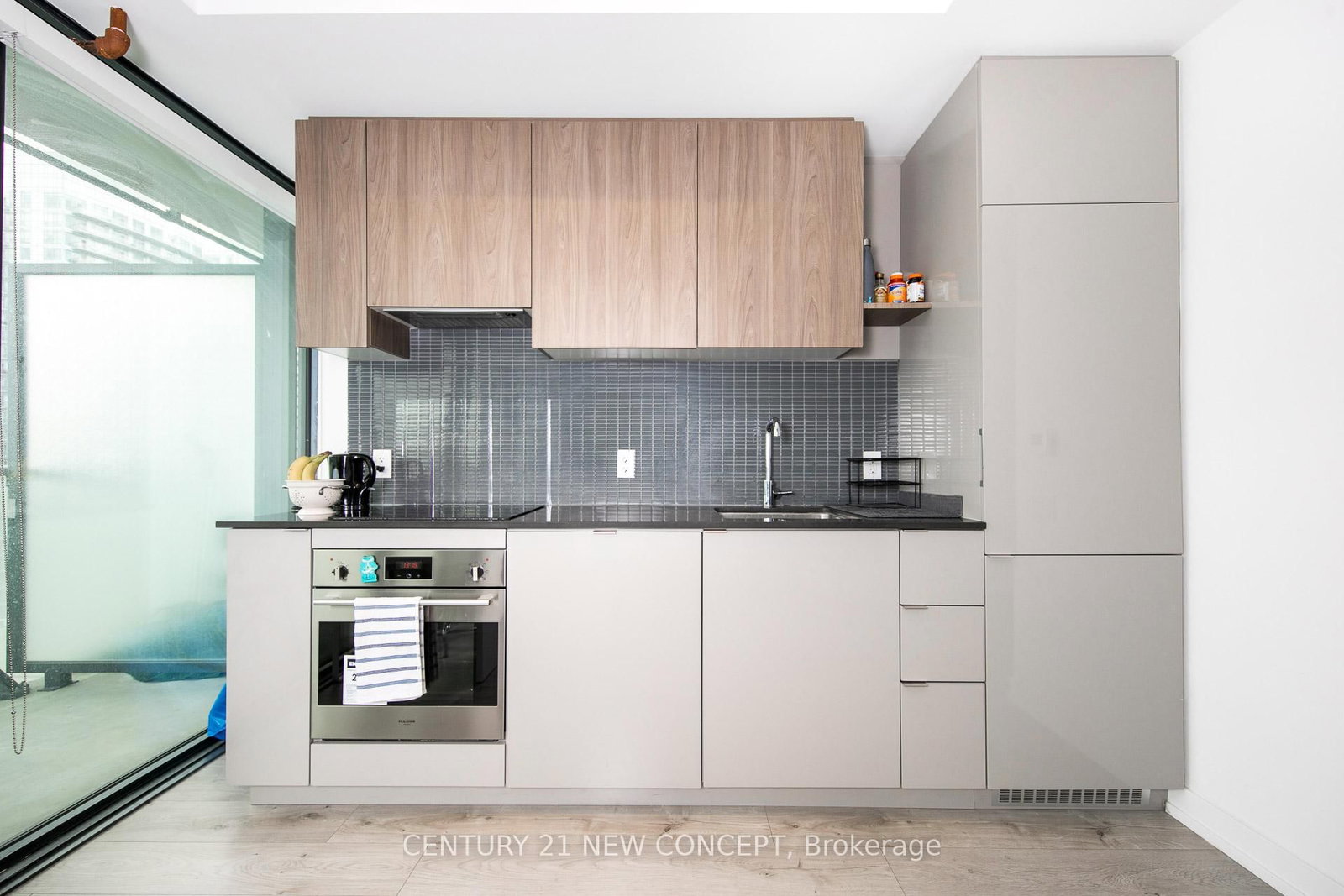 161 Roehampton Avenue, Unit 2011 - Photo 4