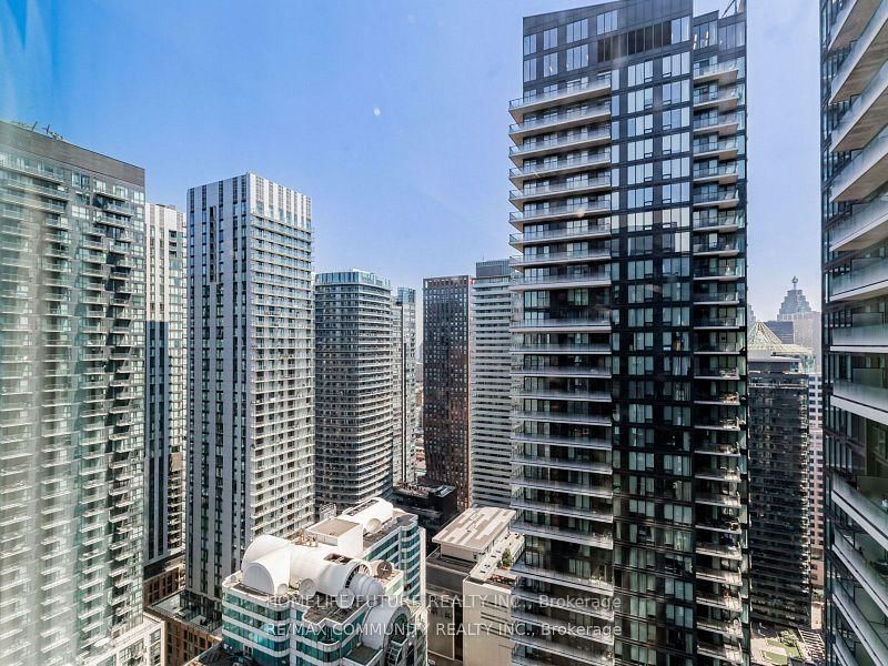 357 King Street W, Unit 3506 - Photo 28