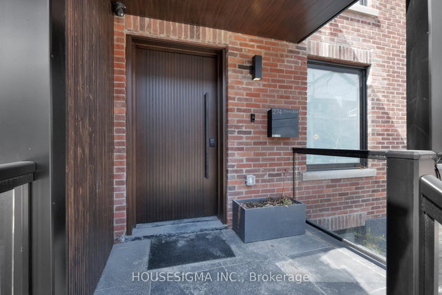 Main - 274 Roxton Road