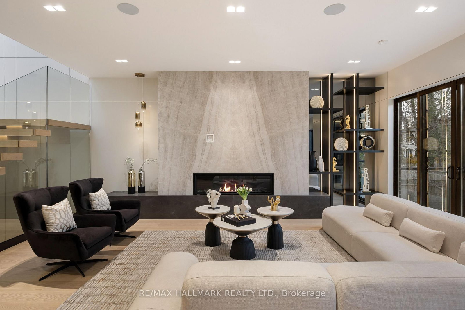 652 Bedford Park Avenue - Photo 20