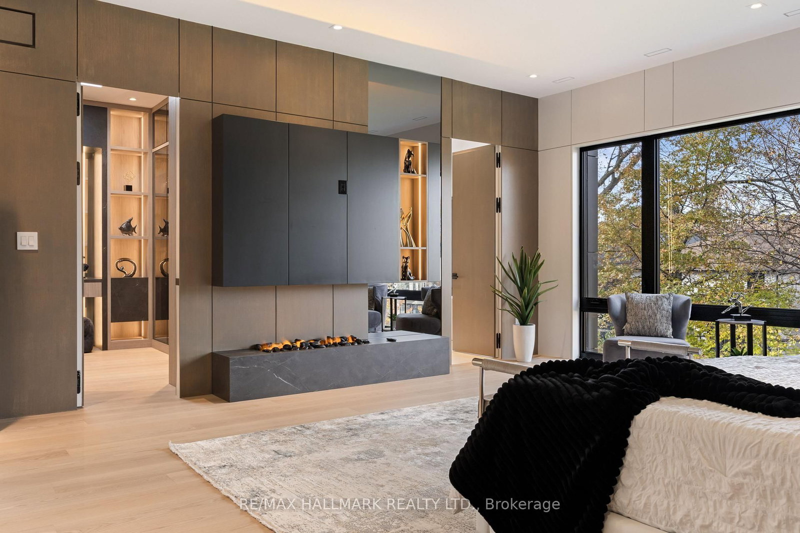 652 Bedford Park Avenue • Toronto, ON photo 26