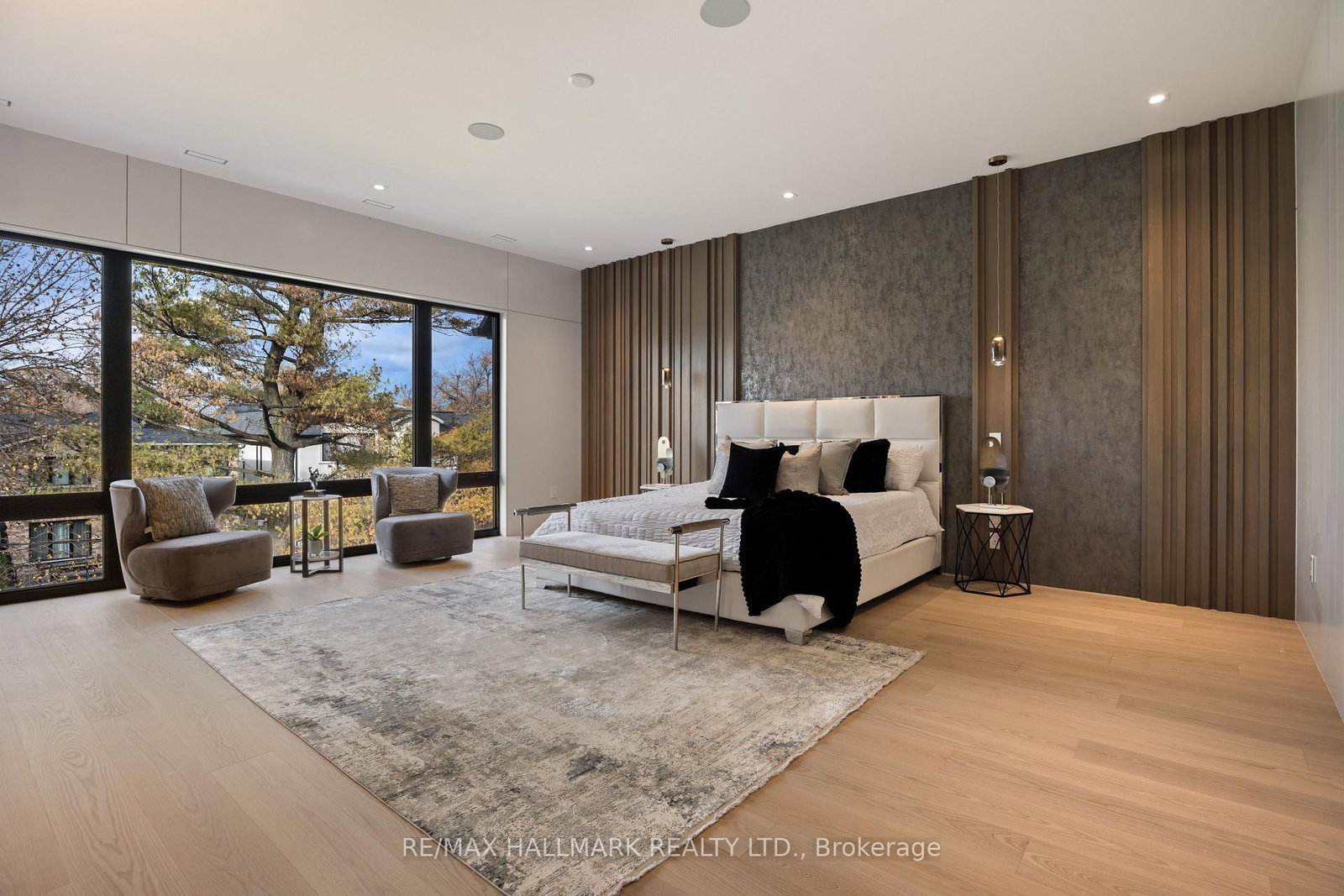 652 Bedford Park Avenue • Toronto, ON photo 27