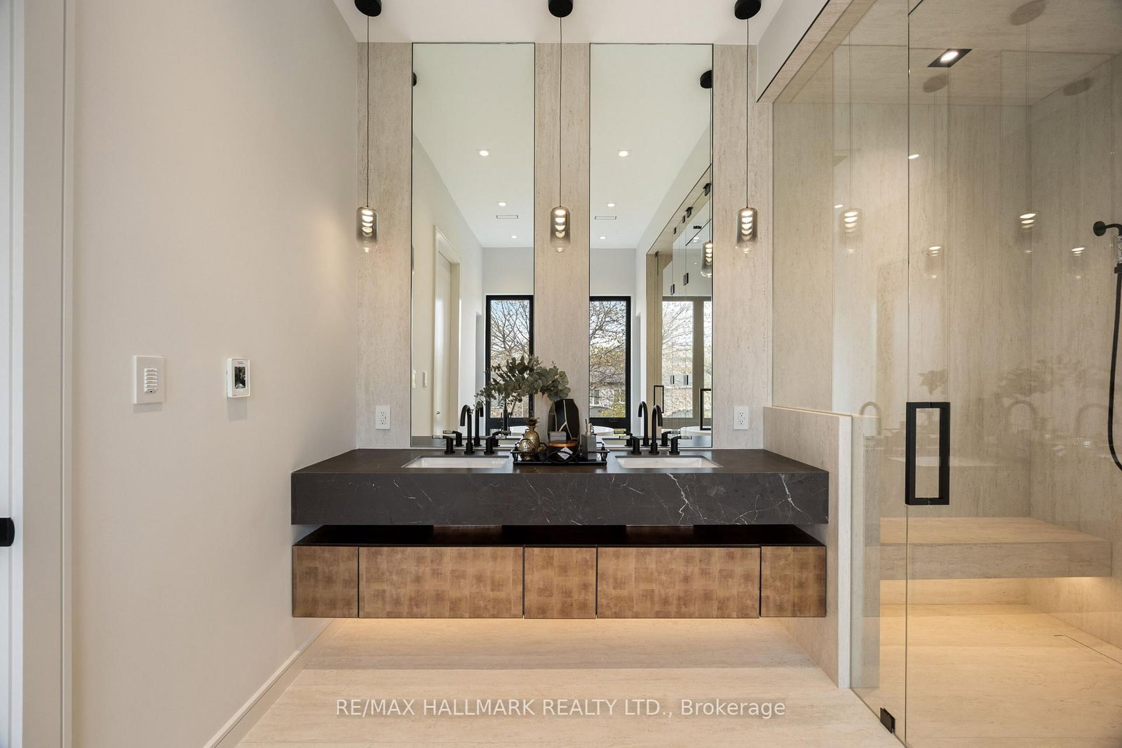652 Bedford Park Avenue - Photo 33