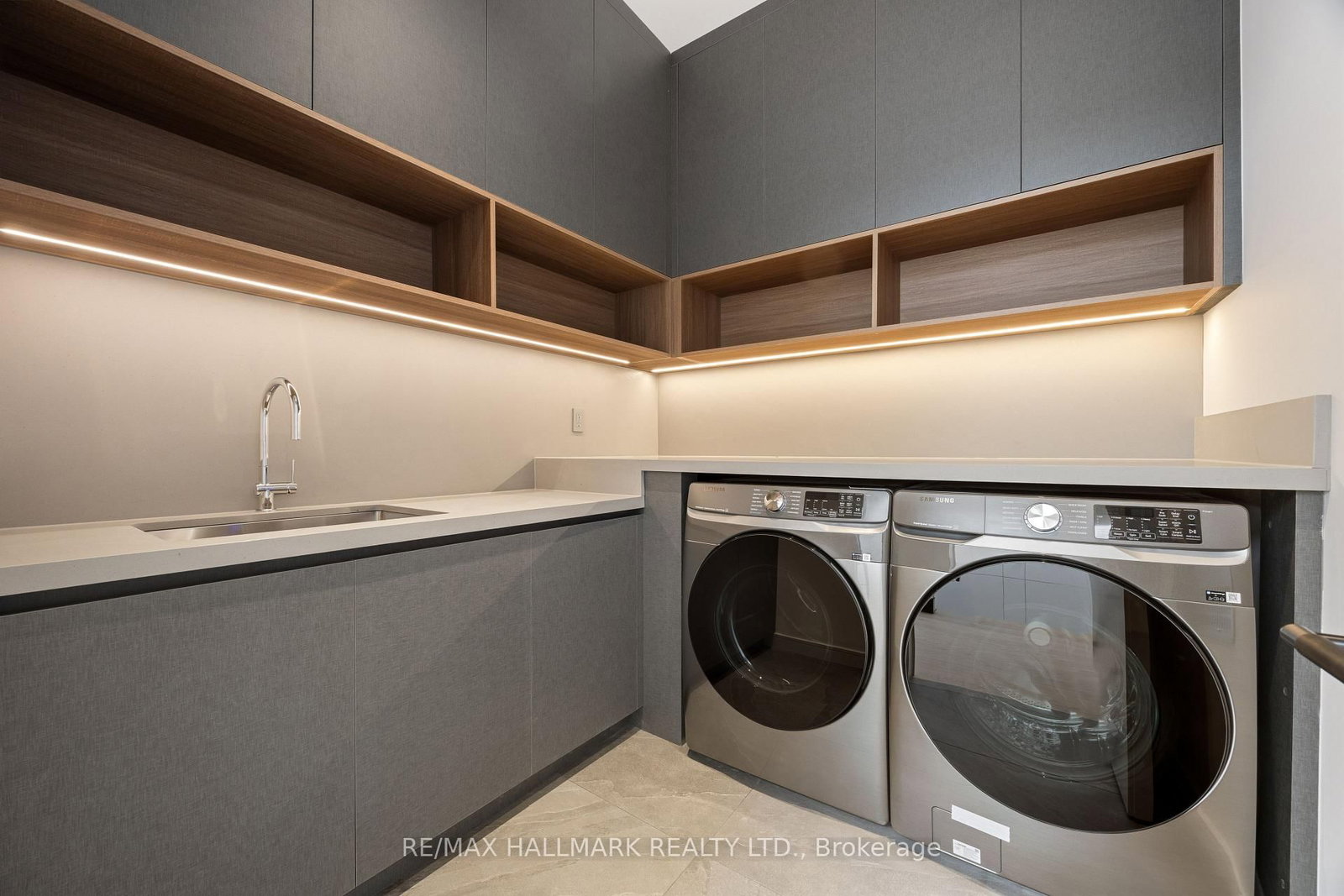 652 Bedford Park Avenue • Toronto, ON photo 34