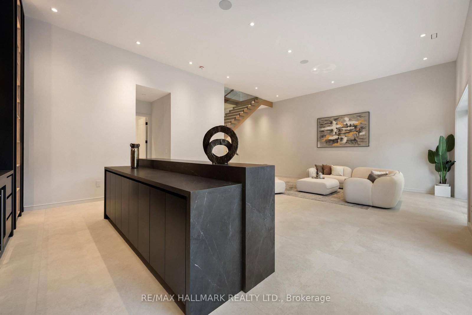 652 Bedford Park Avenue - Photo 44