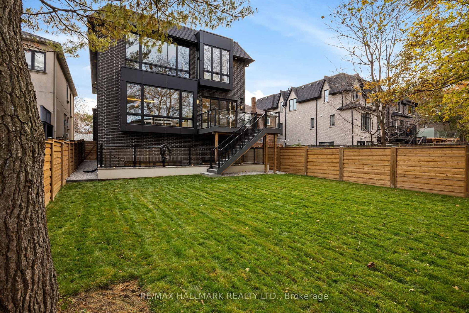 652 Bedford Park Avenue - Photo 50