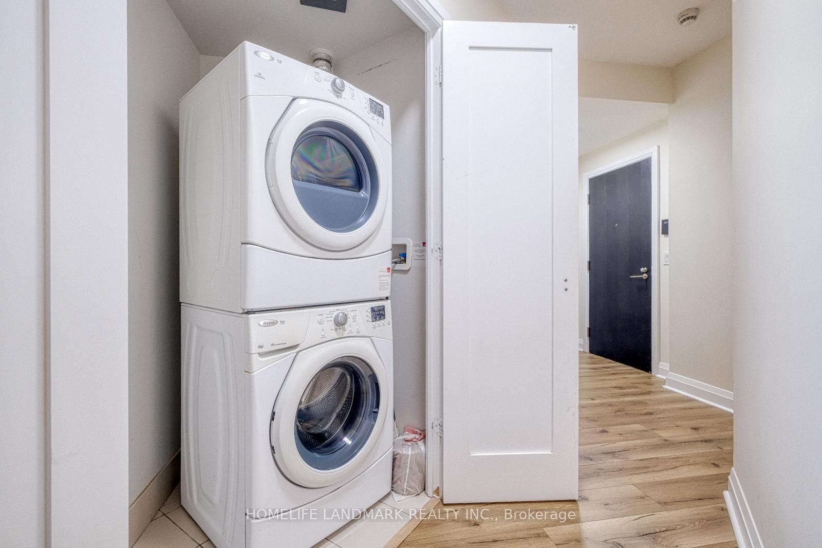5 Sheppard Avenue E, Unit 4123 - Photo 19